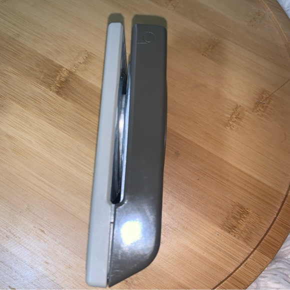 Stampin Up! Full Heart Paper Punch Valentines Day Crafts Love Cards Scrapbook - Picture 3 of 3